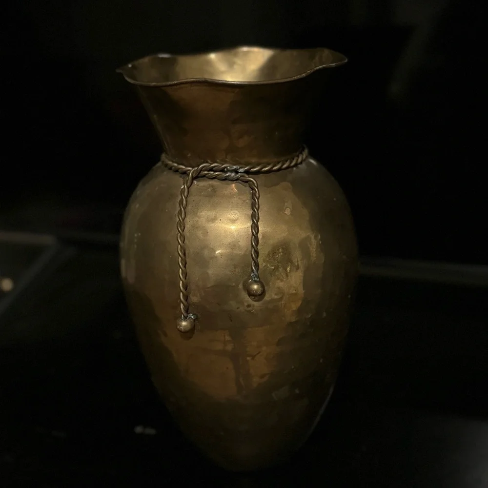 Vintage Large Hammered Brass Vase Ruffled Rim Brass Tassels 11”